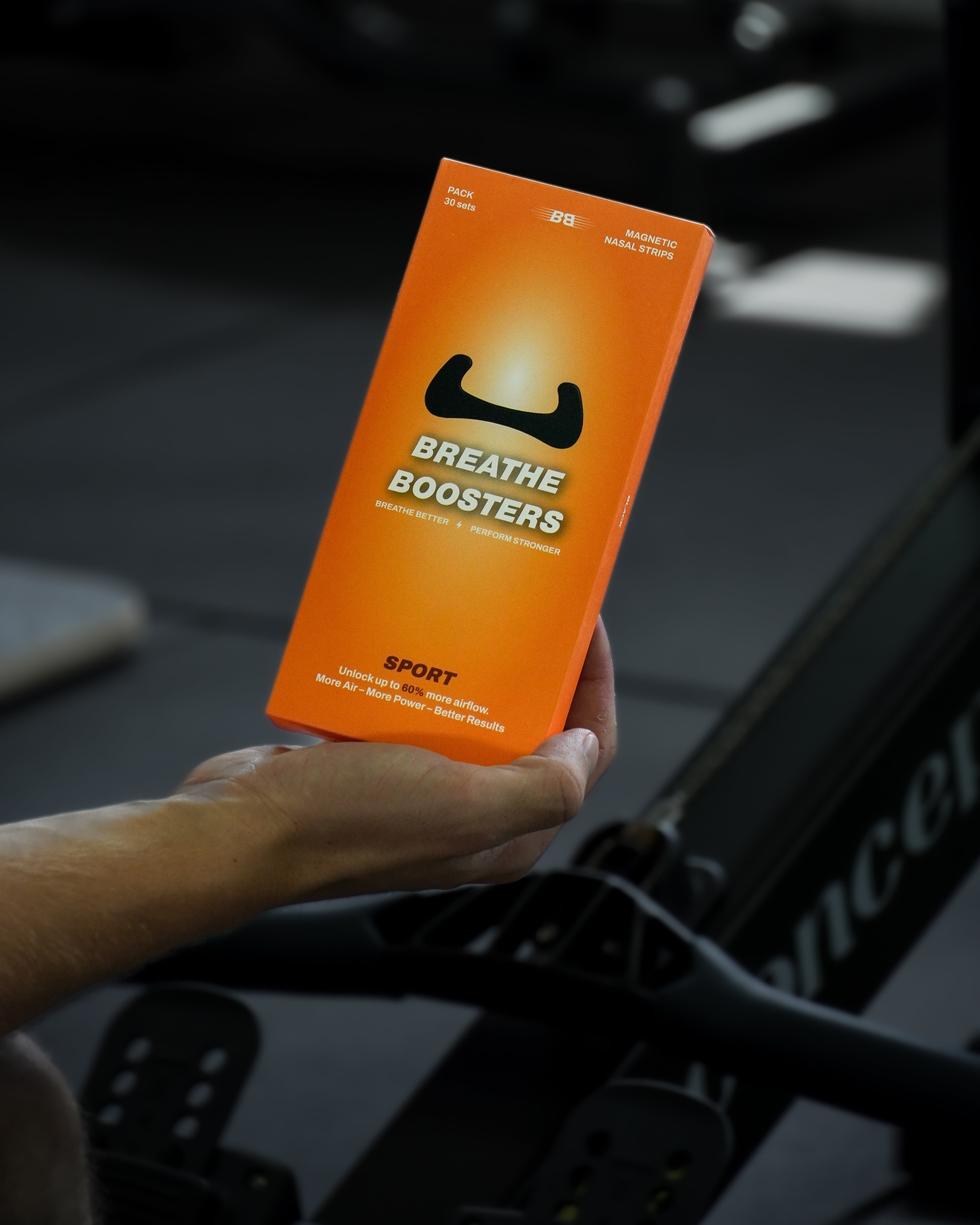 Foto van de verpakking van een doosje met Magnetische Neusstrips van Breathe Boosters